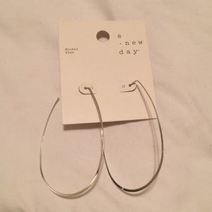 💥NICKEL FREE💥 lightweight oval earrings 💍💍